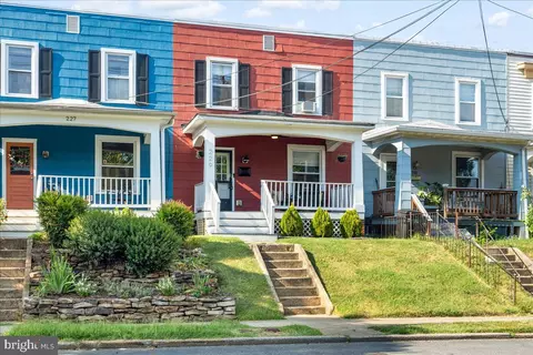 Exterior - 229 E 5th St, Frederick, MD 21701 photo 2 of 15