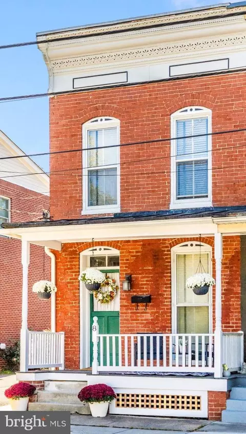 Exterior - 8 W 7th St, Frederick, MD 21701 photo 5 of 15