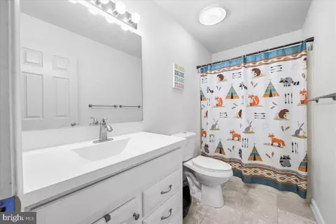 Bath - 2411 Dunmore Ct, Frederick, MD 21702 photo 2 of 2