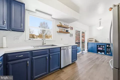 Kitchen - 2411 Dunmore Ct, Frederick, MD 21702 photo 3 of 5
