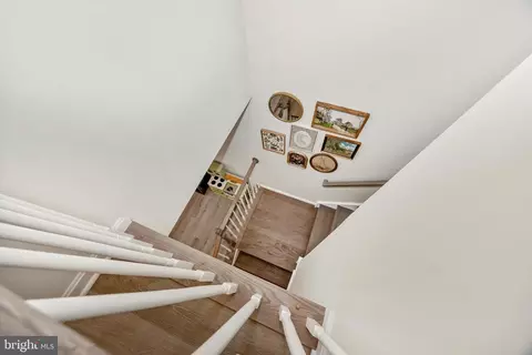 Entry Way - 2508 Rucker Ln, Frederick, MD 21701 photo 5 of 8