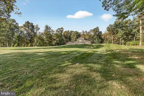 Exterior - 13974 Brown Rd, Smithsburg, MD 21783 photo 12 of 17