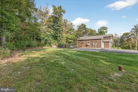Exterior - 13974 Brown Rd, Smithsburg, MD 21783 photo 9 of 17