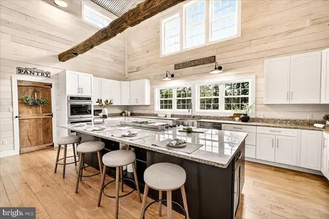Kitchen - 13974 Brown Rd, Smithsburg, MD 21783 photo 1 of 7