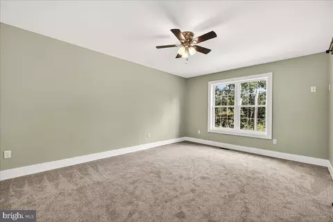 Bedroom - 13974 Brown Rd, Smithsburg, MD 21783 photo 4 of 5