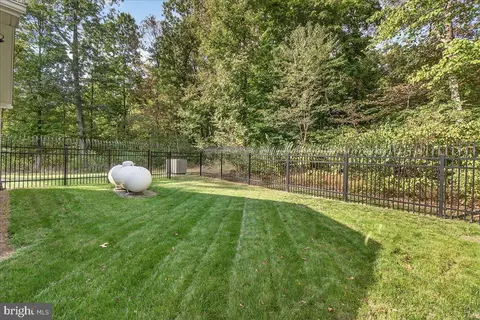 Exterior - 13974 Brown Rd, Smithsburg, MD 21783 photo 4 of 17