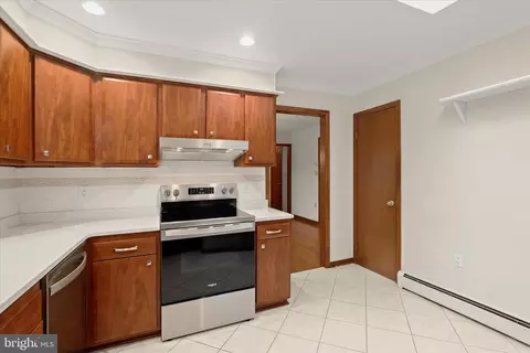 Kitchen - 8004 Clearfield Rd, Frederick, MD 21702 photo 5 of 6