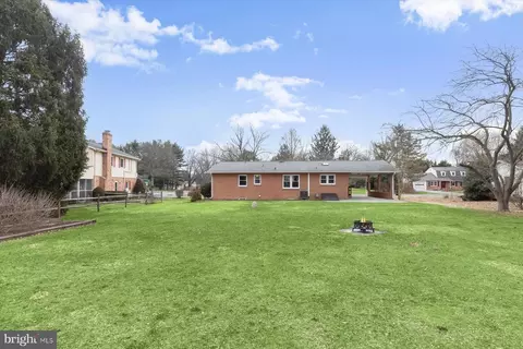 Exterior - 8004 Clearfield Rd, Frederick, MD 21702 photo 4 of 10