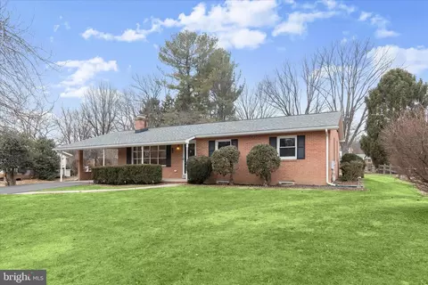 Exterior - 8004 Clearfield Rd, Frederick, MD 21702 photo 7 of 10