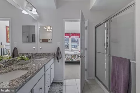 Bath - 1416 Berlin Dr, Brunswick, MD 21716 photo 1 of 1