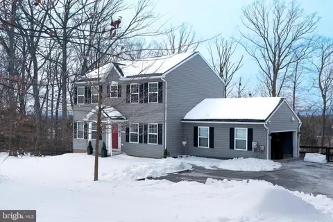 6348 Quinn Rd, Frederick, MD 21701 photo 2