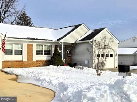 7058 Catalpa Rd, Frederick, MD 21703