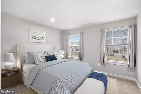 Bedroom - 5246 Red Maple Dr, Frederick, MD 21703 photo 3 of 4