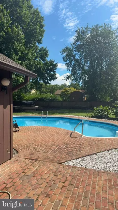 Exterior - 8104 Overlook Ct, Frederick, MD 21702 photo 1 of 1