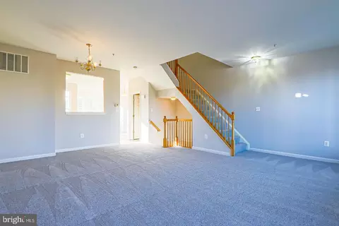 Living - 2433 Wynfield Ct, Frederick, MD 21702 photo 3 of 4