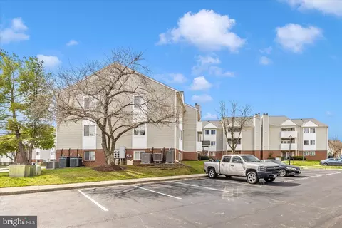 Exterior - 2137 Wainwright Ct #1B, Frederick, MD 21702 photo 8 of 10
