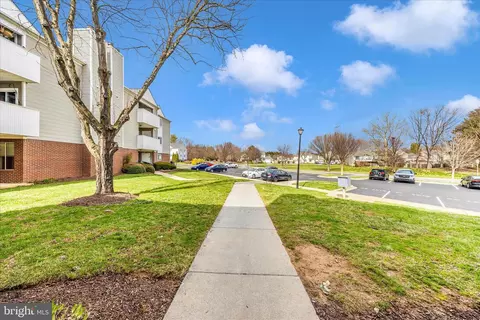 Exterior - 2137 Wainwright Ct #1B, Frederick, MD 21702 photo 6 of 10