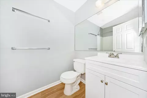 Bath - 2137 Wainwright Ct #1B, Frederick, MD 21702 photo 2 of 2