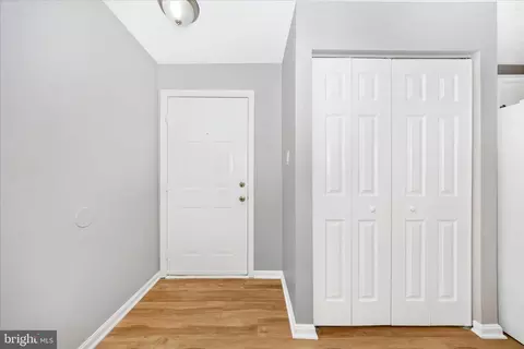 Entry Way - 2137 Wainwright Ct #1B, Frederick, MD 21702 photo 1 of 10