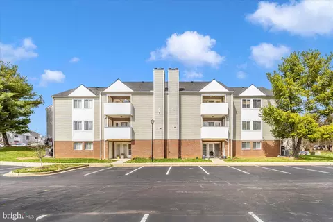 Exterior - 2137 Wainwright Ct #1B, Frederick, MD 21702 photo 9 of 10