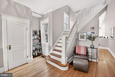 Entry Way - 13 2nd, Frederick, MD 21701 photo 4 of 8