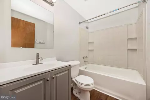 Bath - 154 Fairfield Dr, Frederick, MD 21702 photo 2 of 3