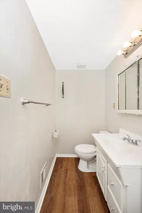 Bath - 154 Fairfield Dr, Frederick, MD 21702 photo 1 of 3