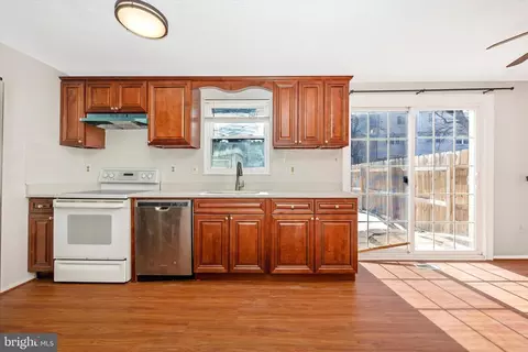 Kitchen - 154 Fairfield Dr, Frederick, MD 21702 photo 1 of 1