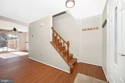 Entry Way - 154 Fairfield Dr, Frederick, MD 21702 photo 5 of 10