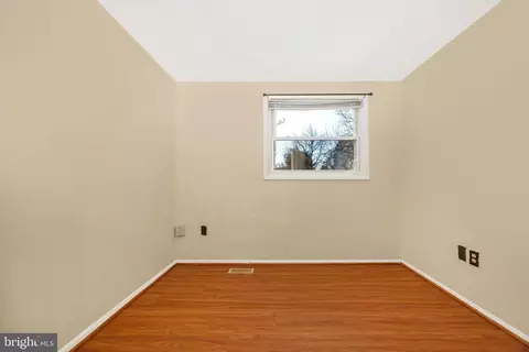 Bedroom - 154 Fairfield Dr, Frederick, MD 21702 photo 4 of 4