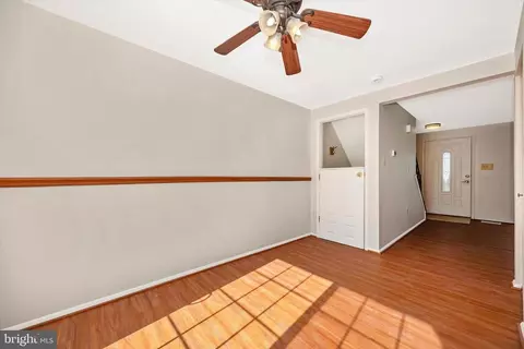 Entry Way - 154 Fairfield Dr, Frederick, MD 21702 photo 2 of 10