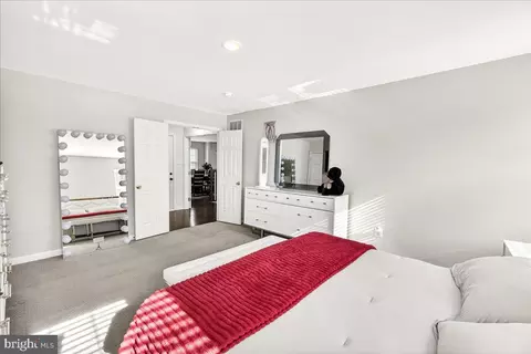 Bedroom - 6303 Edgeware Ct, Frederick, MD 21703 photo 2 of 2