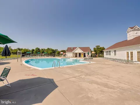 Exterior - 6303 Edgeware Ct, Frederick, MD 21703 photo 8 of 20