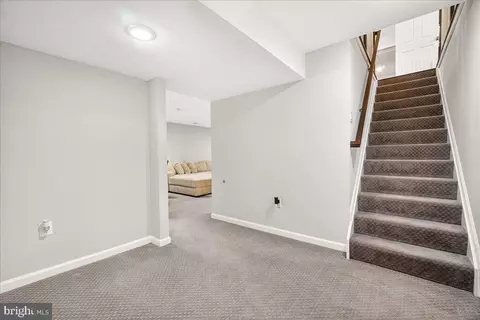 Entry Way - 6303 Edgeware Ct, Frederick, MD 21703 photo 7 of 8