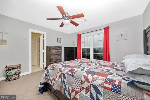 Bedroom - 8908 Danville Ter, Frederick, MD 21701 photo 3 of 4