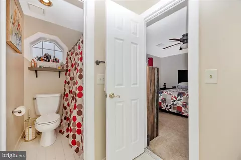 Entry Way - 8908 Danville Ter, Frederick, MD 21701 photo 6 of 11
