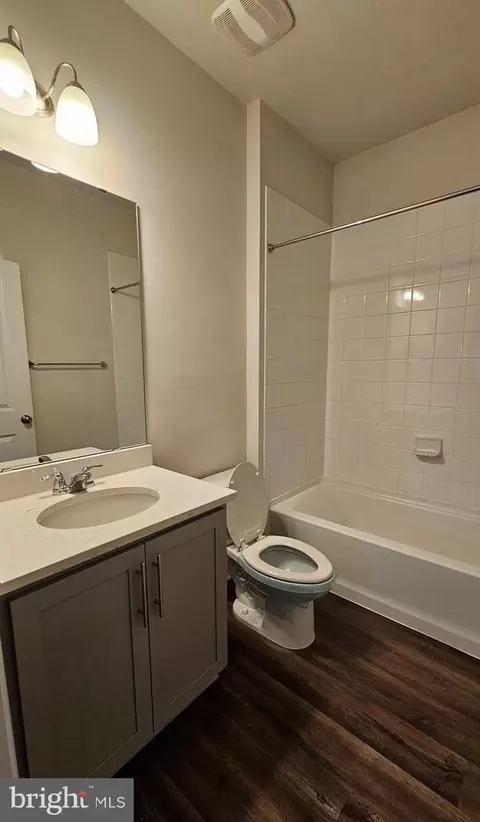 Bath - 5147 Constitution St, Frederick, MD 21703 photo 1 of 1