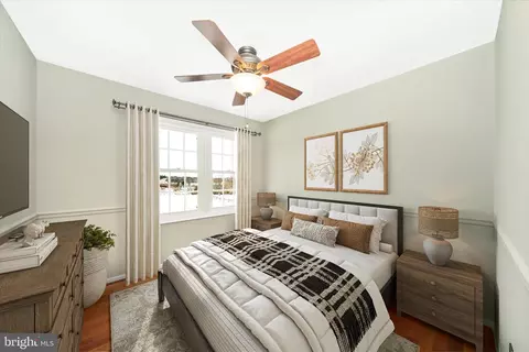 Bedroom - 10224 Allview Dr, Frederick, MD 21701 photo 1 of 5