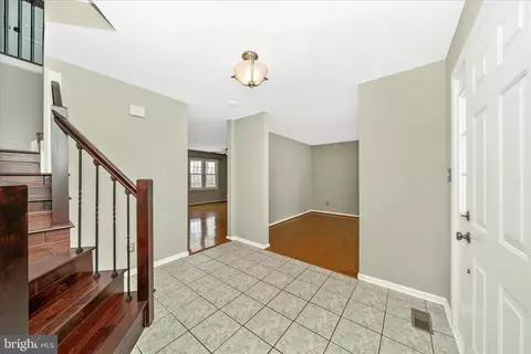 Entry Way - 10224 Allview Dr, Frederick, MD 21701 photo 2 of 4