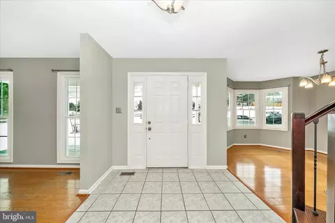 Entry Way - 10224 Allview Dr, Frederick, MD 21701 photo 1 of 4