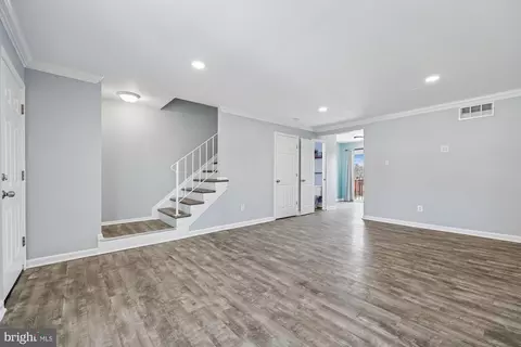 Living - 18 Pendleton Ct #10C, Frederick, MD 21701 photo 3 of 4