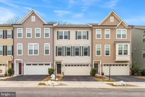 5642 Scott Ridge Pl, Frederick, MD 21704