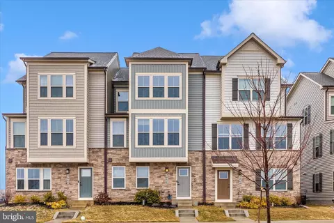 3462 Sunset Ridge Dr, Frederick, MD 21704