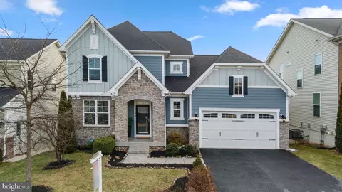 1106 Lakin Dr, Frederick, MD 21702