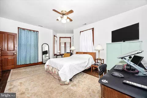 Bedroom - 200 E Main St, Middletown, MD 21769 photo 3 of 6