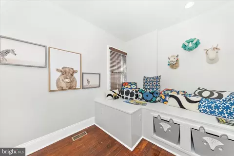 Bedroom - 203 E 3rd St, Frederick, MD 21701 photo 5 of 10