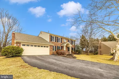 Exterior - 6135 Cornwall Pl, Frederick, MD 21701 photo 4 of 22