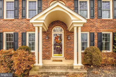 Exterior - 6135 Cornwall Pl, Frederick, MD 21701 photo 3 of 22