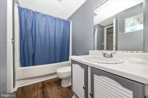 Bath - 5802 Drawbridge Ct, Frederick, MD 21703 photo 1 of 1