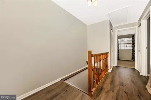 Entry Way - 5802 Drawbridge Ct, Frederick, MD 21703 photo 3 of 6
